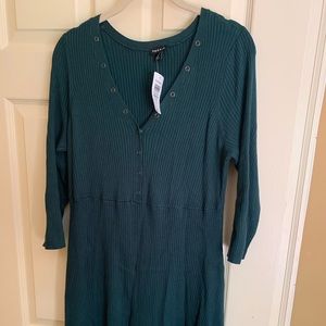 Torrid Size 1 NWT green skater dress